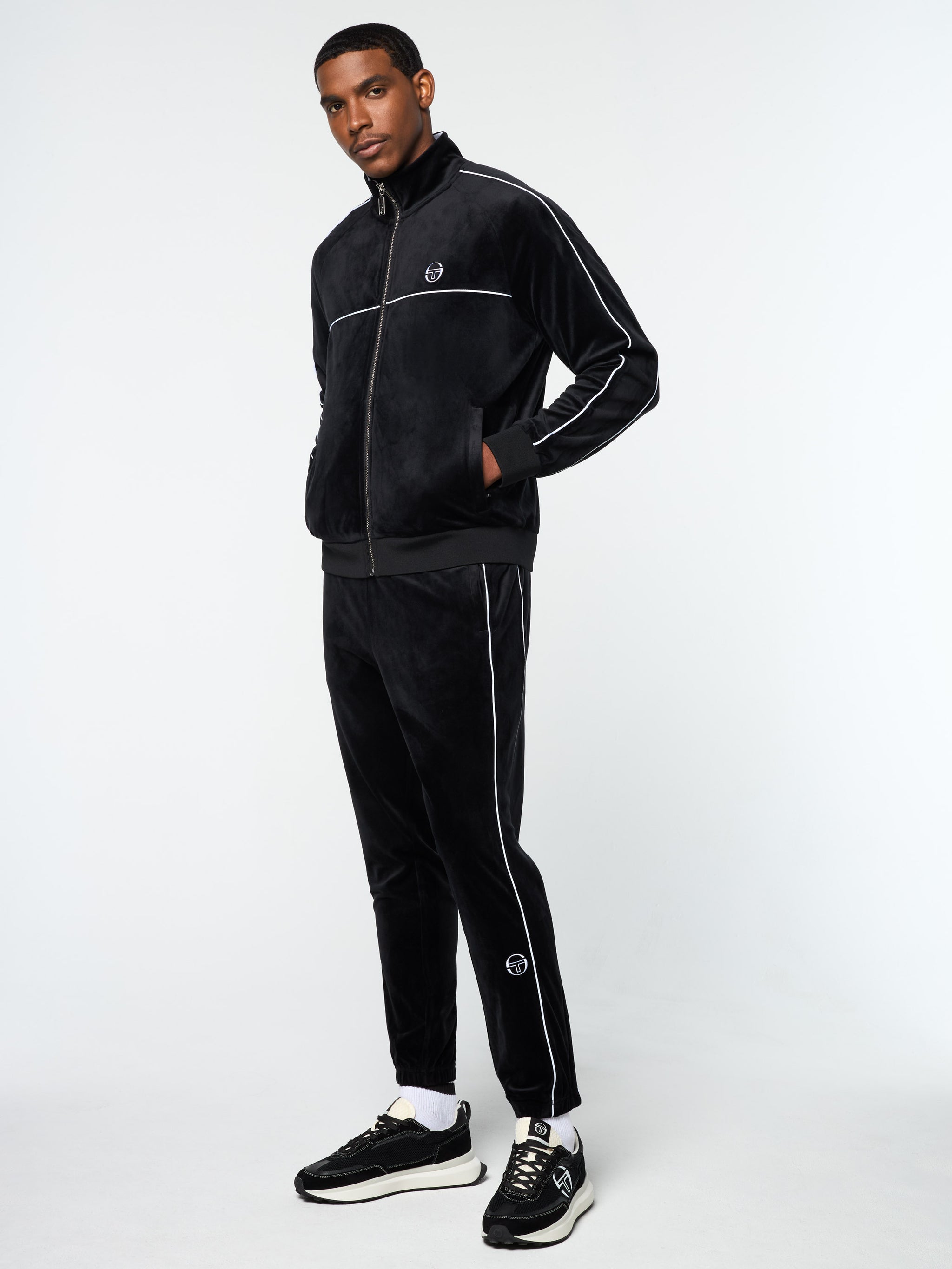 Lioni Velour Track Jacket- Black Beauty – Sergio Tacchini Europe