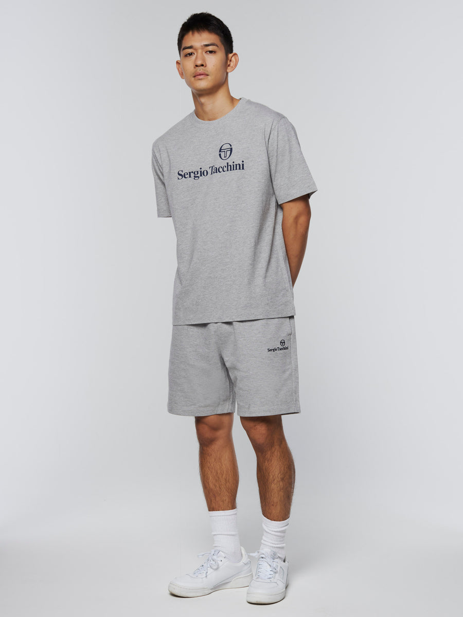 Nike heritage outlet logo t shirt